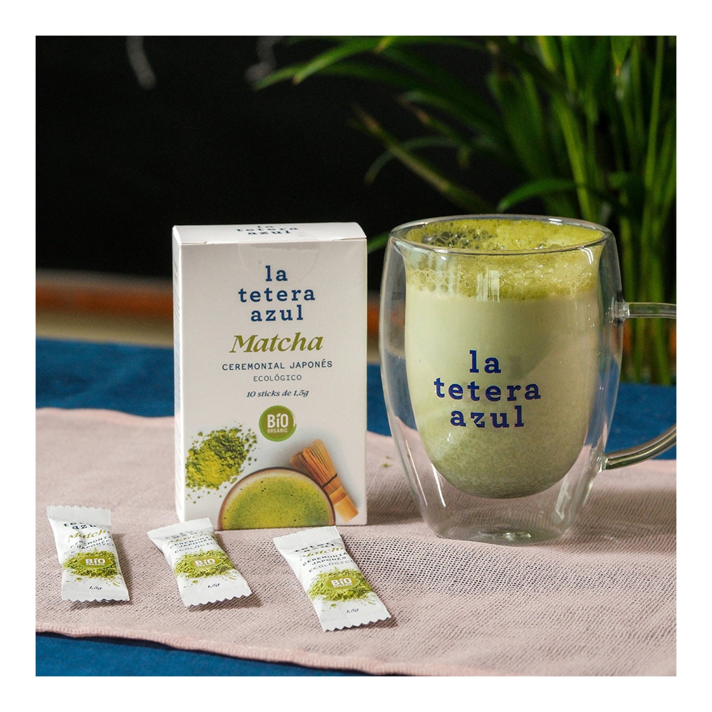 La Tetera Azul Ceremonial Matcha Tea – Organic Japanese Green Tea 15g