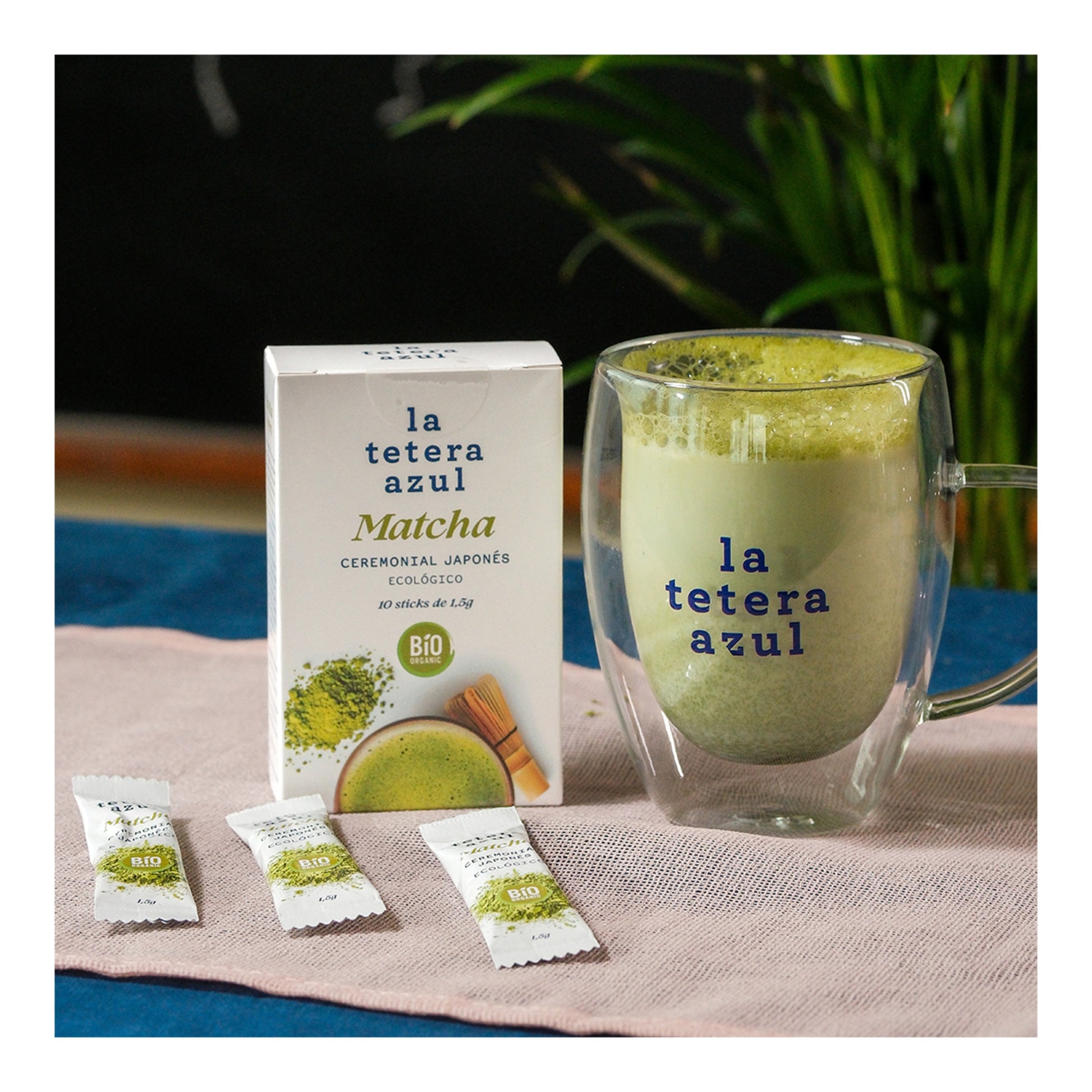 La Tetera Azul Ceremonial Matcha Tea – Organic Japanese Green Tea 15g