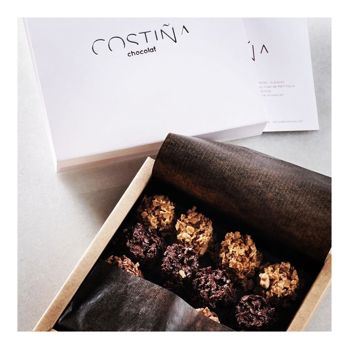 Costiña Chocolate Rocks – Spanish Nougat & Almond Clusters 120g